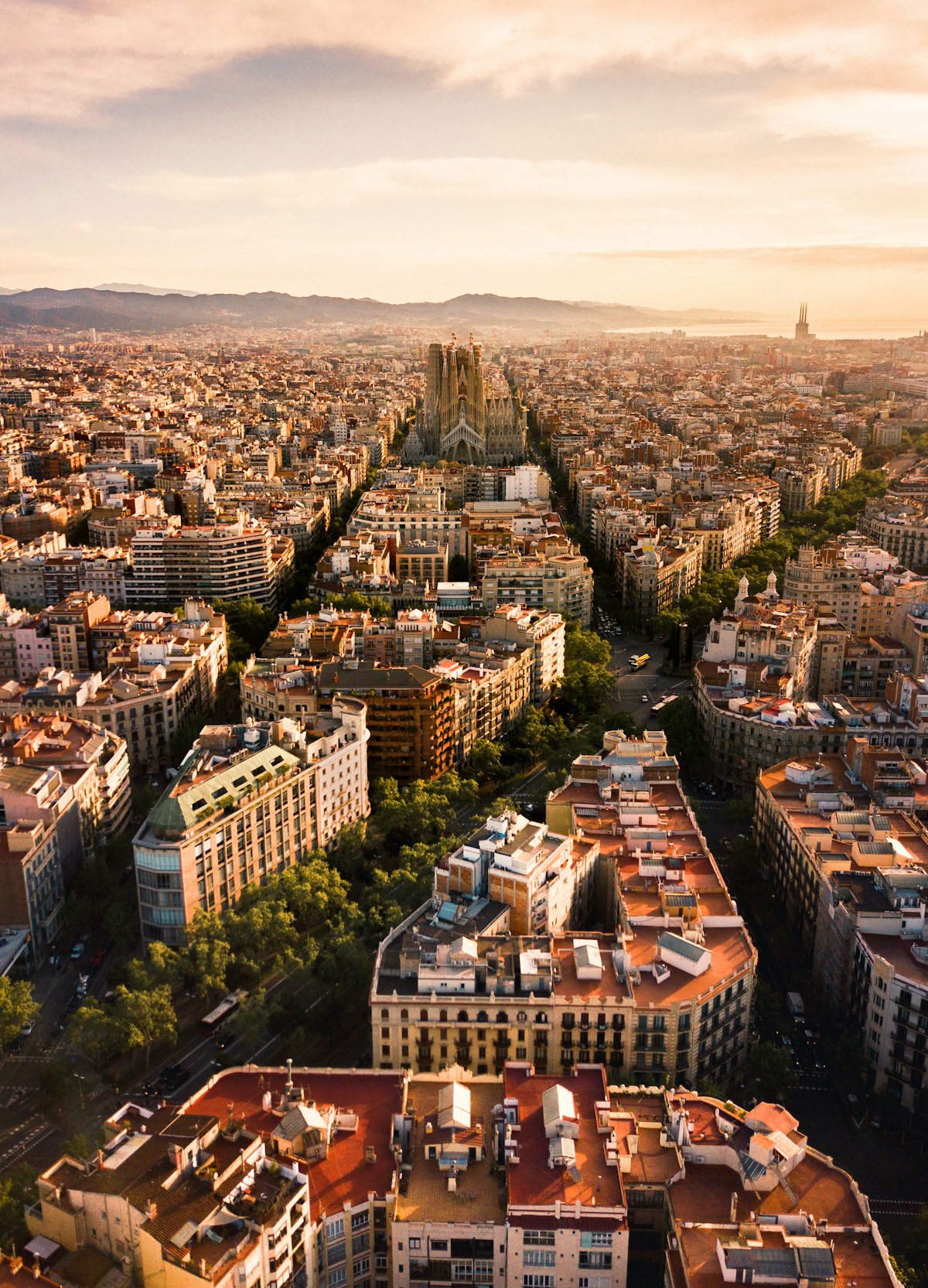 Bancos de mosaico en el Park Güell de Barcelona